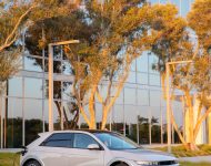 2022 Hyundai Ioniq 5 - Front Three-Quarter Wallpaper 190x150