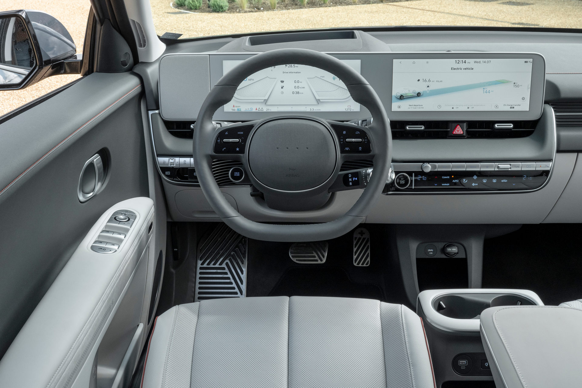Download 2022 Hyundai Ioniq 5 - Interior, Cockpit HD Wallpaper 1920x1280 #47