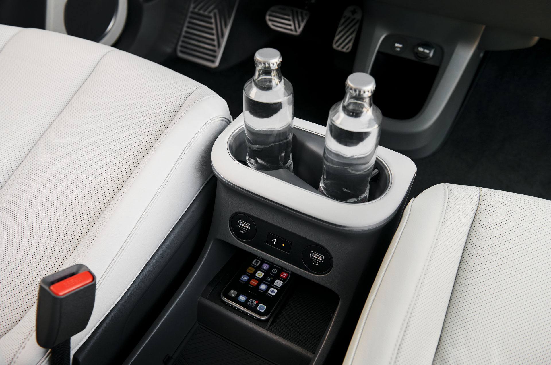 Download 2022 Hyundai Ioniq 5 - Interior, Detail HD Wallpaper 1920x1271 #48