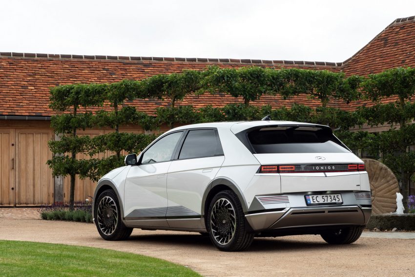 2022 Hyundai Ioniq 5 - Rear Three-Quarter HD Wallpapers 850x567 #25 2022 Hyundai Ioniq 5 - Rear Three-Quarter Wallpaper 850x567 #25