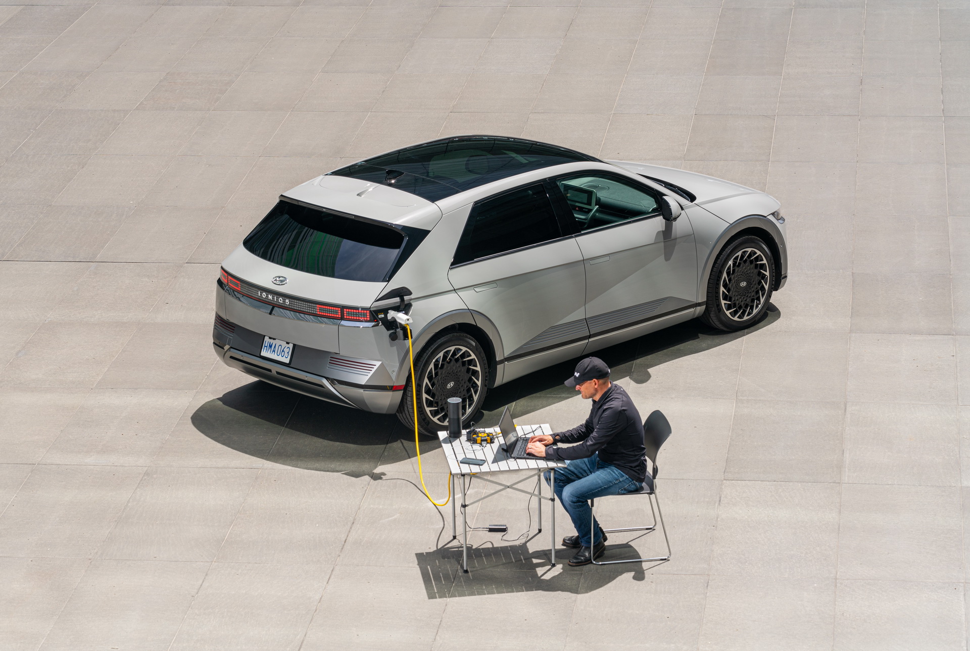 Download 2022 Hyundai Ioniq 5 - Rear Three-Quarter HD Wallpaper 1920x1290 #131