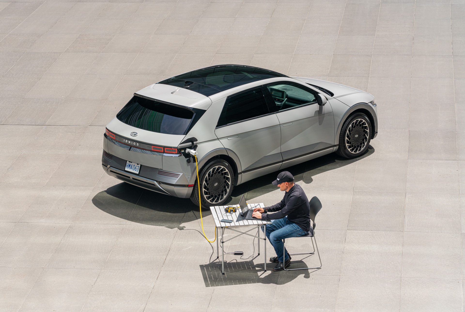 Download 2022 Hyundai Ioniq 5 - Rear Three-Quarter HD Wallpaper 1920x1290 #130