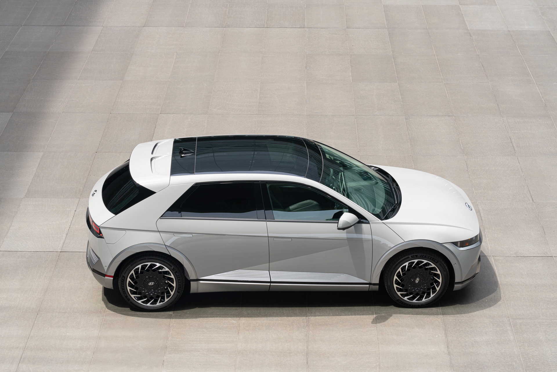 Download 2022 Hyundai Ioniq 5 - Side HD Wallpaper 1920x1281 #91