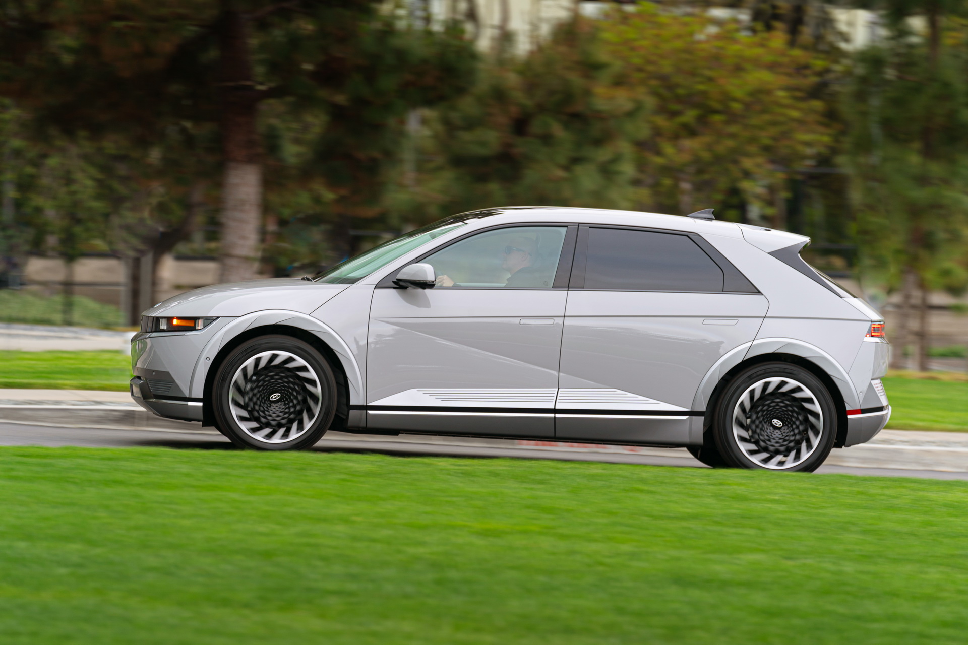 Download 2022 Hyundai Ioniq 5 - Side HD Wallpaper 1920x1280 #57