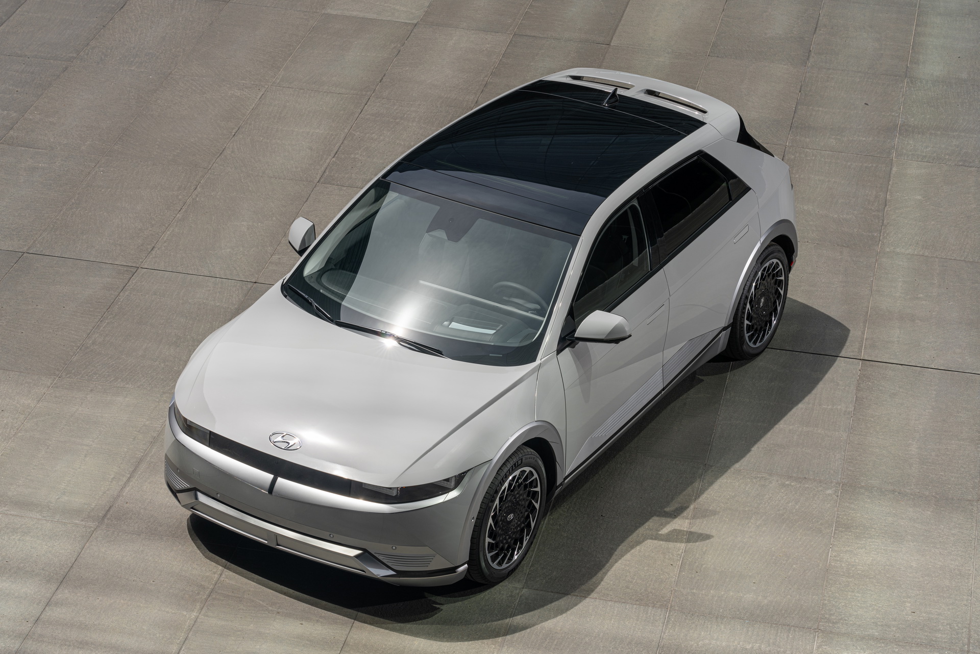 Download 2022 Hyundai Ioniq 5 - Top HD Wallpaper 1920x1281 #94