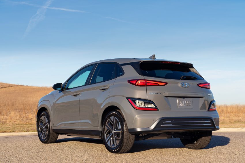 2022 Hyundai Kona Electric - Rear Wallpaper 850x567 #7