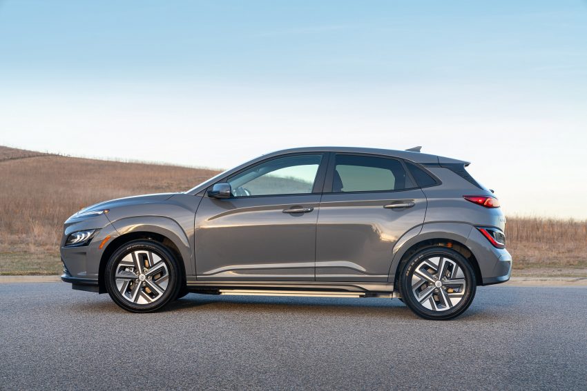 2022 Hyundai Kona Electric - Side Wallpaper 850x567 #8