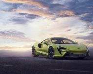 2022 McLaren Artura - Front Three-Quarter Wallpaper 190x150