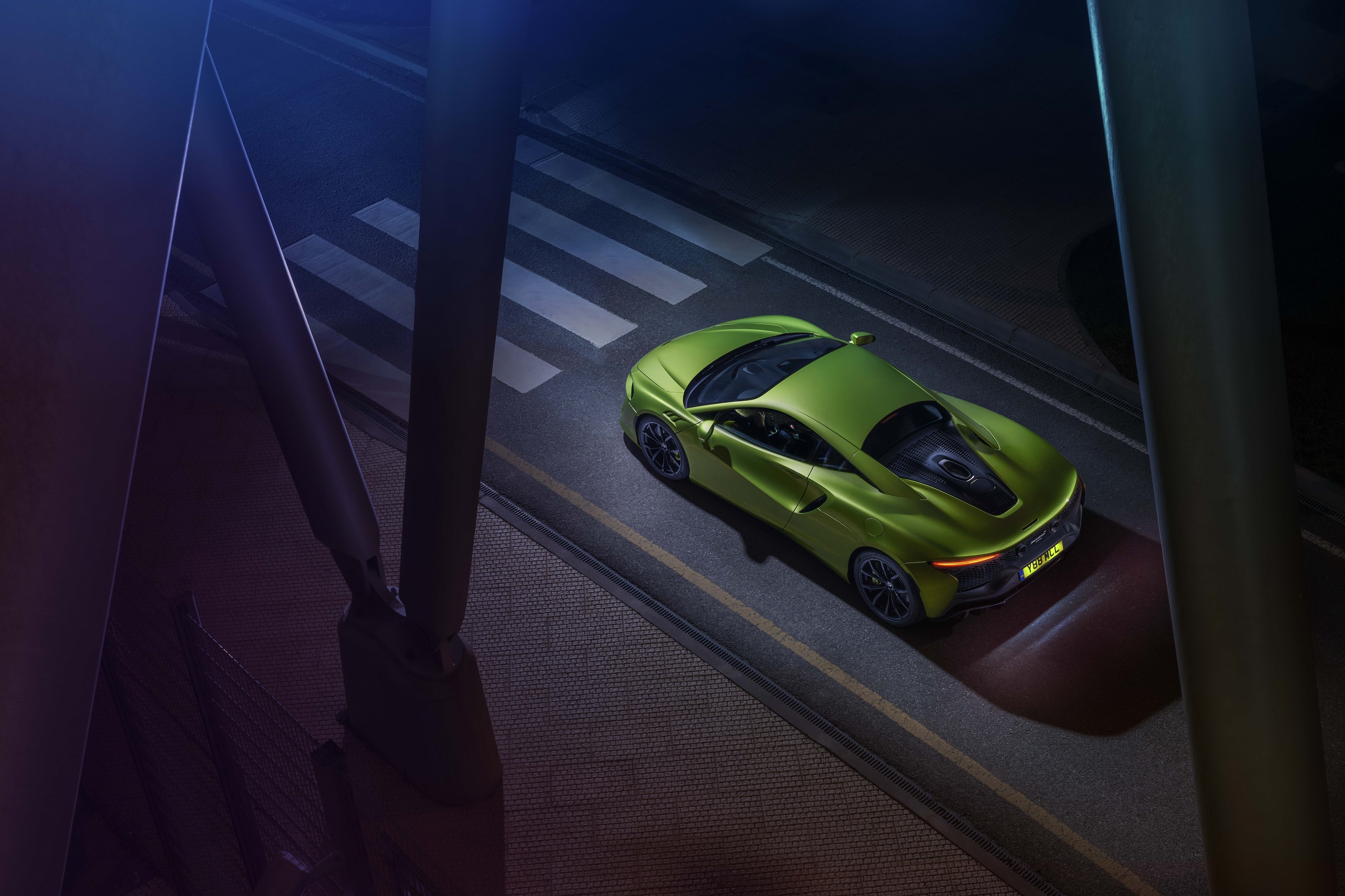 Download 2022 McLaren Artura - Top HD Wallpaper 2560x1706 #28