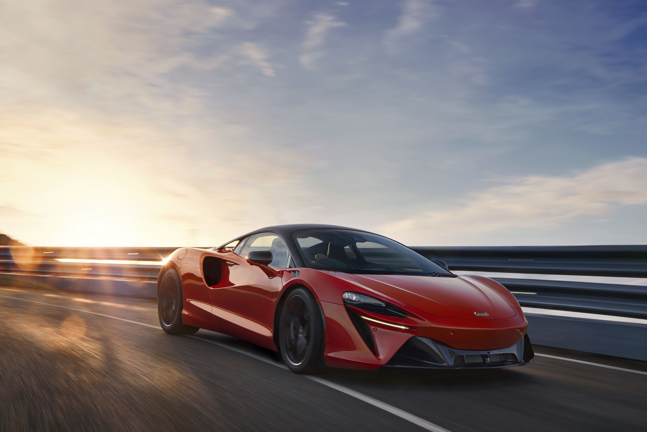 Download 2022 McLaren Artura [UK-spec] - Front Three-Quarter HD Wallpaper 2560x1707 #1