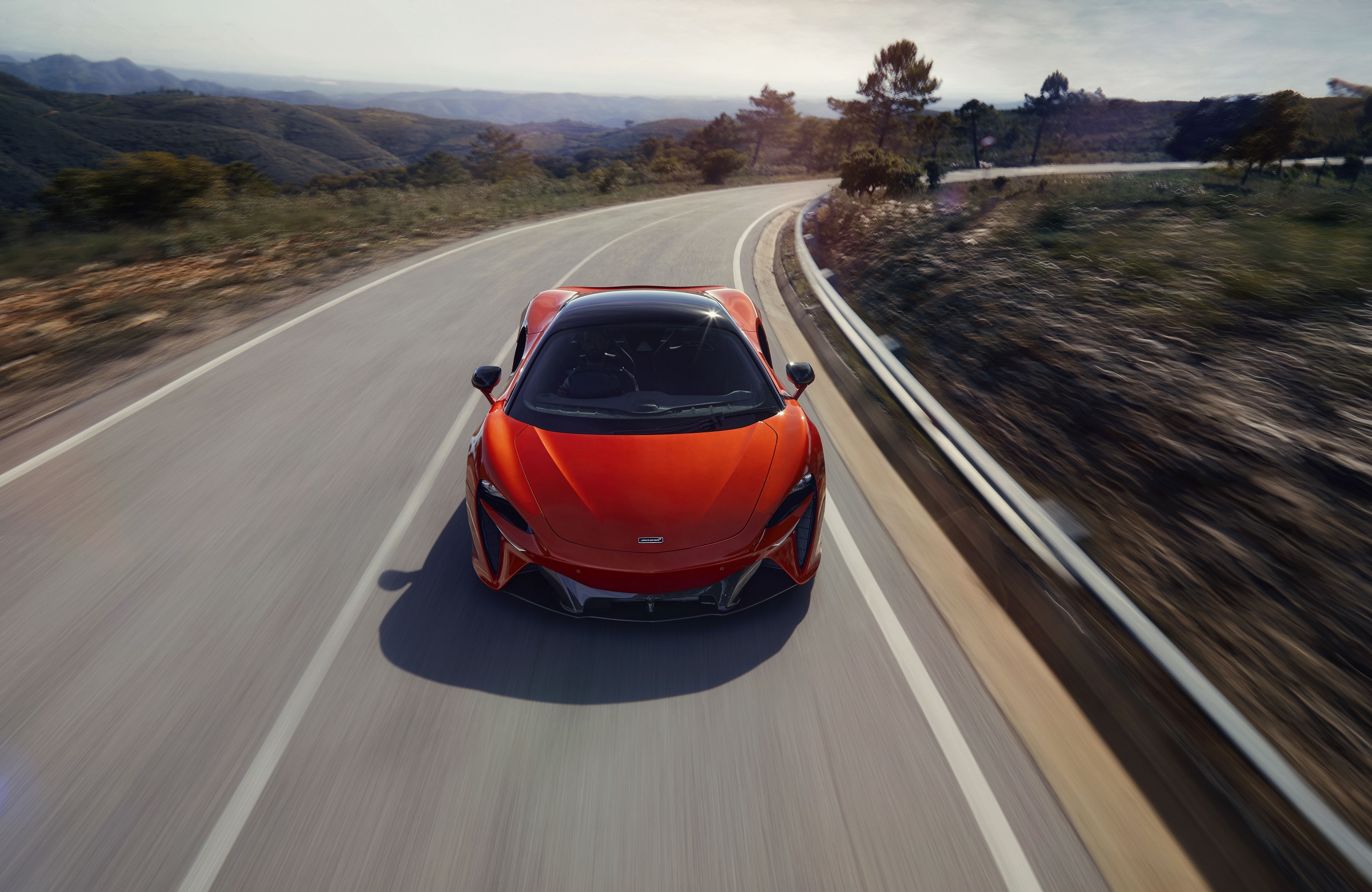 Download 2022 McLaren Artura [UK-spec] - Front HD Wallpaper 2560x1665 #2
