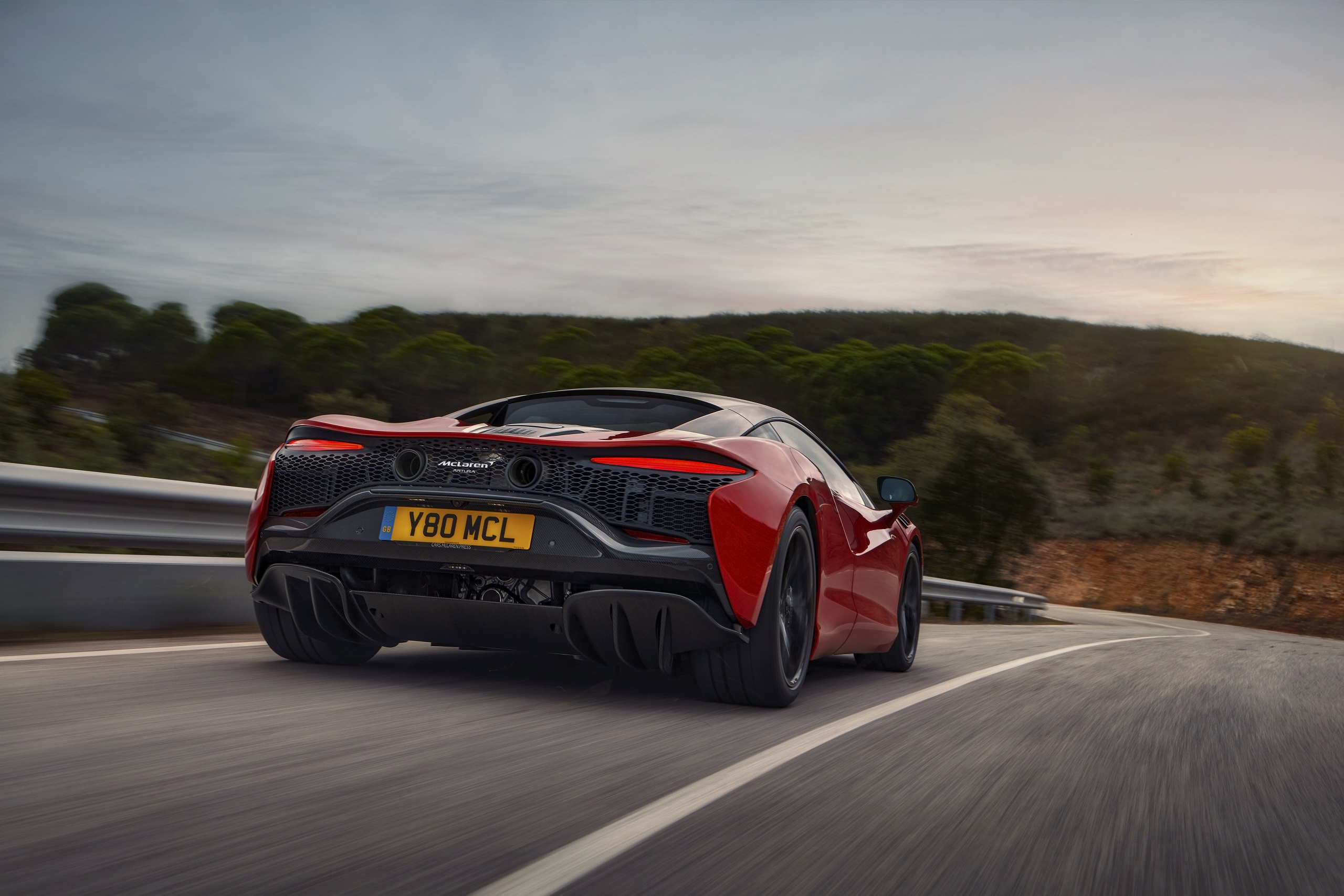 Download 2022 McLaren Artura [UK-spec] - Rear HD Wallpaper 2560x1707 #7