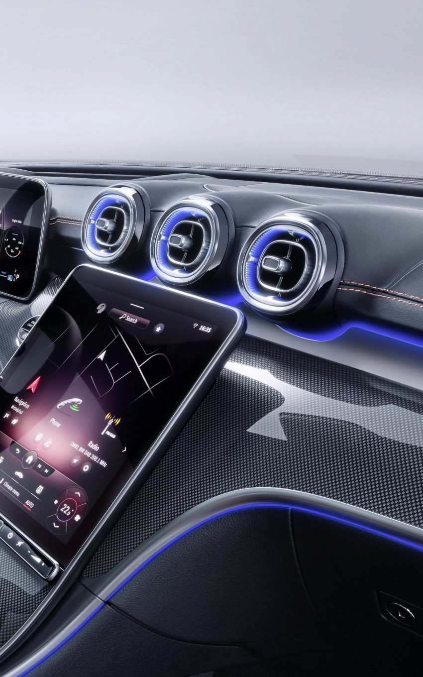 2022 Mercedes-Benz C-Class - Central Console Phone Wallpaper 850x1360 #68