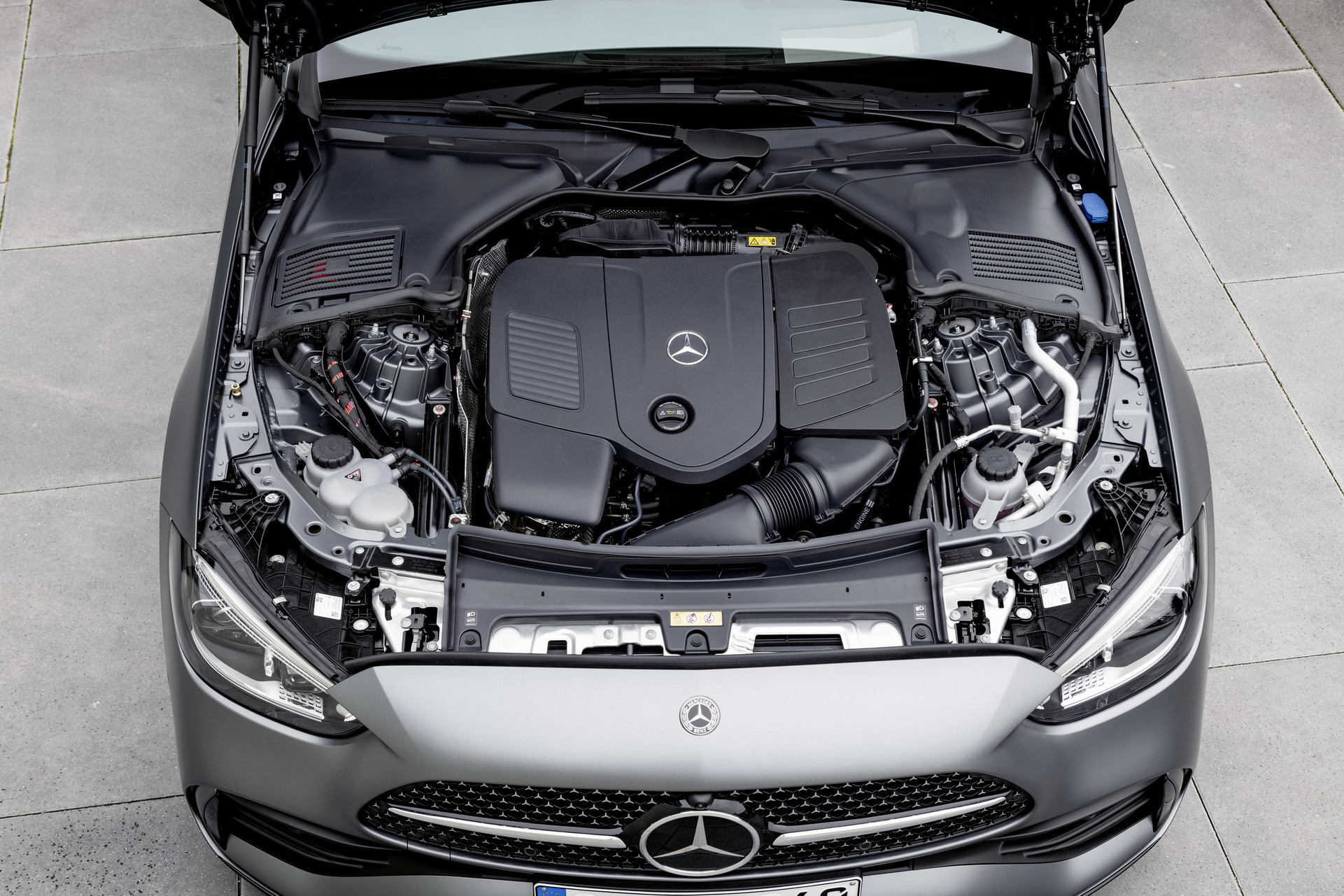 Download 2022 Mercedes-Benz C-Class - Engine HD Wallpaper 1921x1281 #33