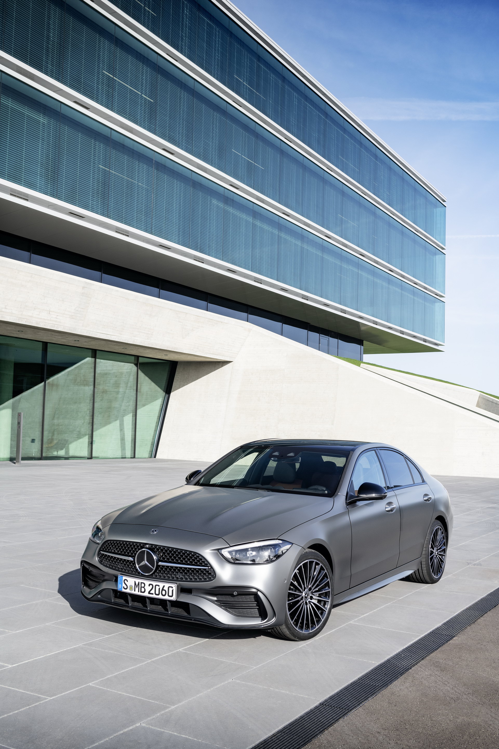 Download 2022 Mercedes-Benz C-Class - Front Three-Quarter HD Phone Wallpaper 1921x2882 #20