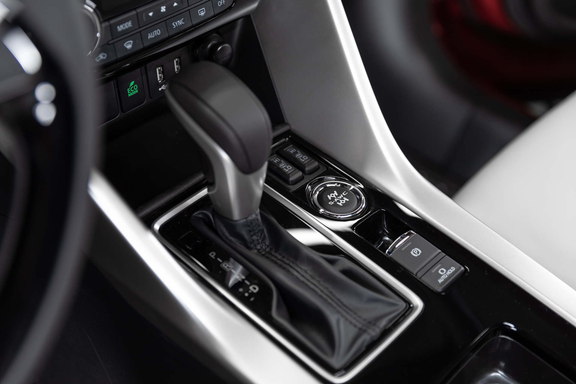 Download 2022 Mitsubishi Eclipse Cross - Central Console HD Wallpaper 1920x1280 #31