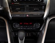 2022 Mitsubishi Eclipse Cross - Central Console Wallpaper 190x150