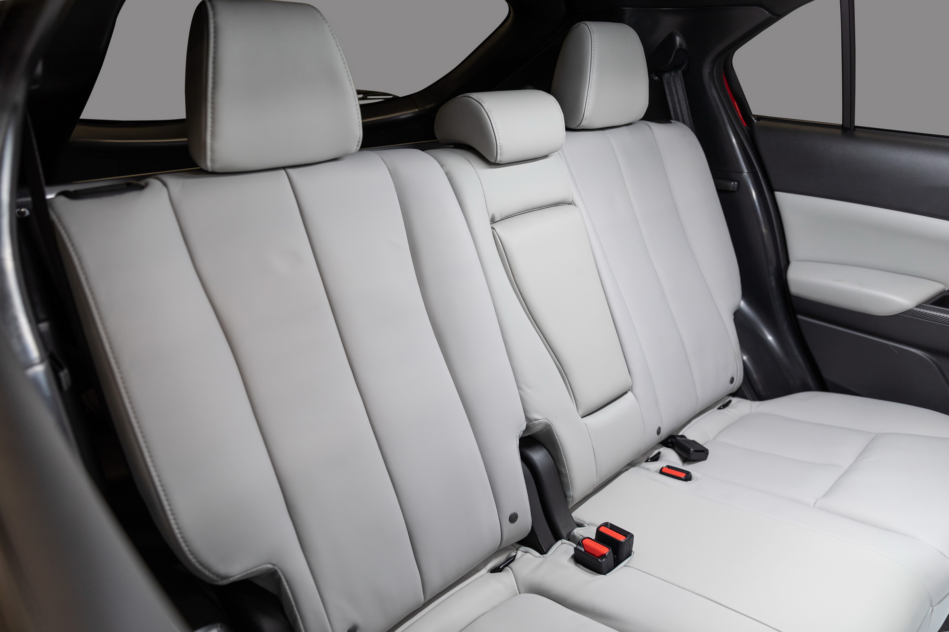 Download 2022 Mitsubishi Eclipse Cross - Interior, Rear Seats HD Wallpaper 1920x1280 #40