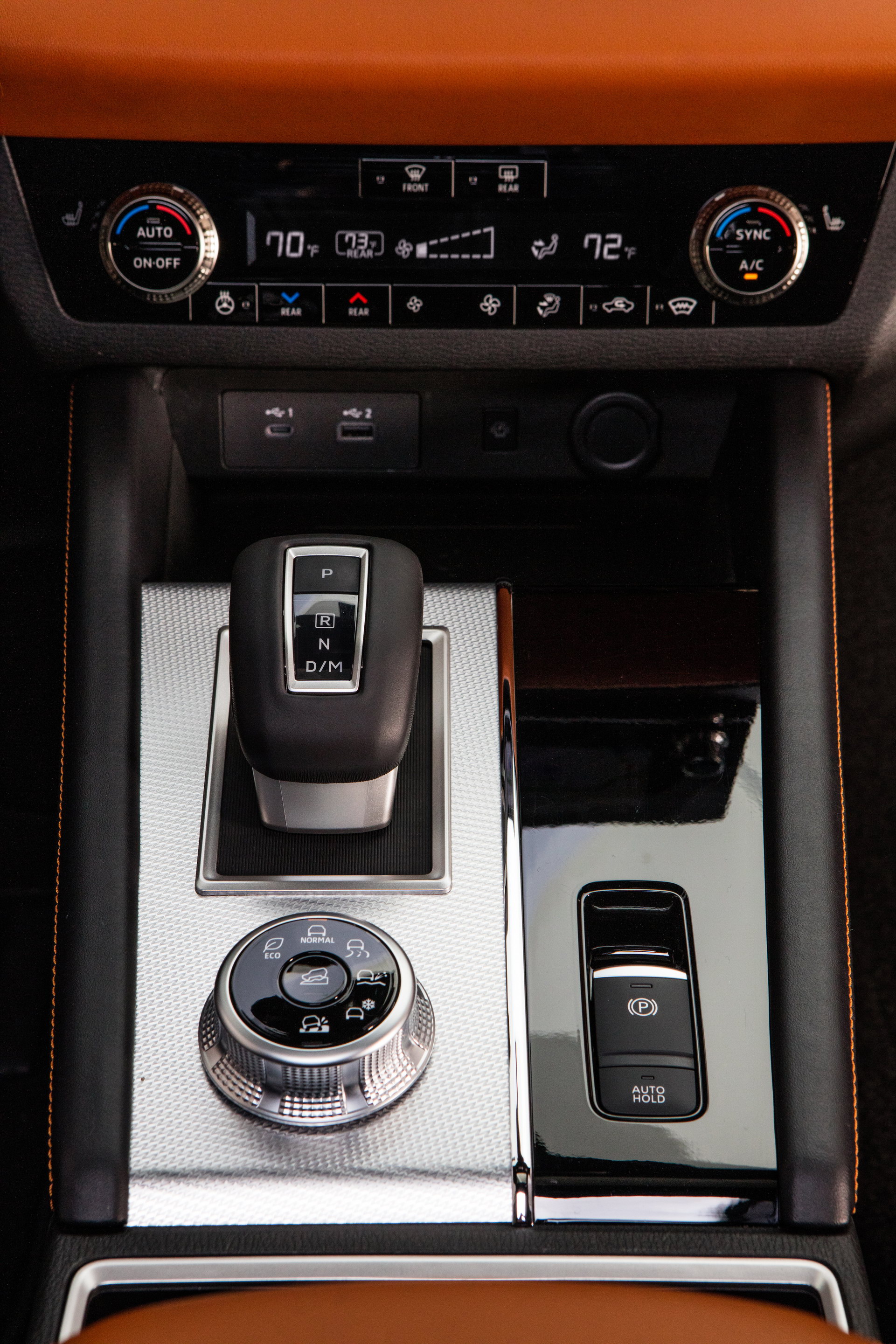 Download 2022 Mitsubishi Outlander - Central Console HD Phone Wallpaper 1921x2882 #41