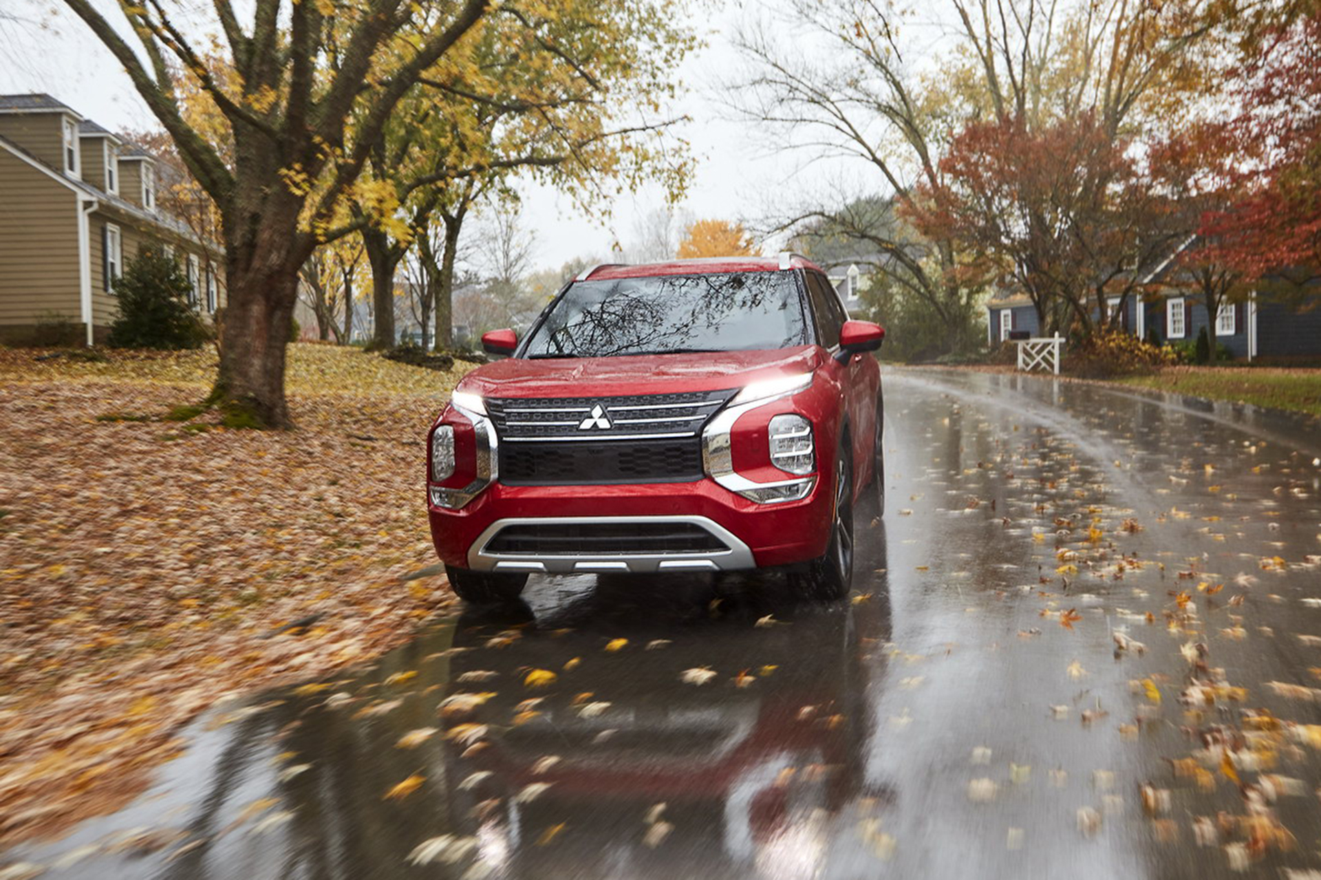 Download 2022 Mitsubishi Outlander - Front HD Wallpaper 1920x1279 #2