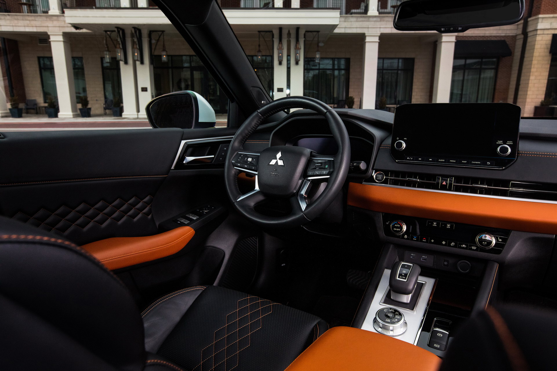 Download 2022 Mitsubishi Outlander - Interior HD Wallpaper 1921x1281 #44