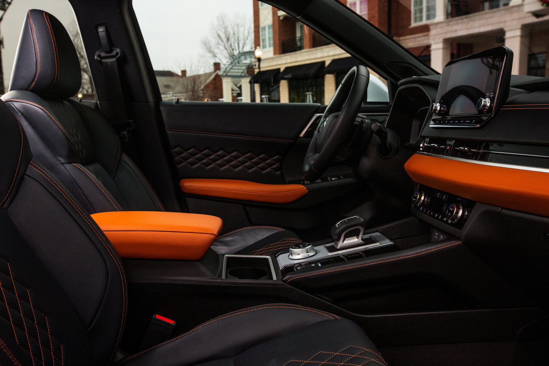 Download 2022 Mitsubishi Outlander - Interior HD Wallpaper 1921x1281 #45