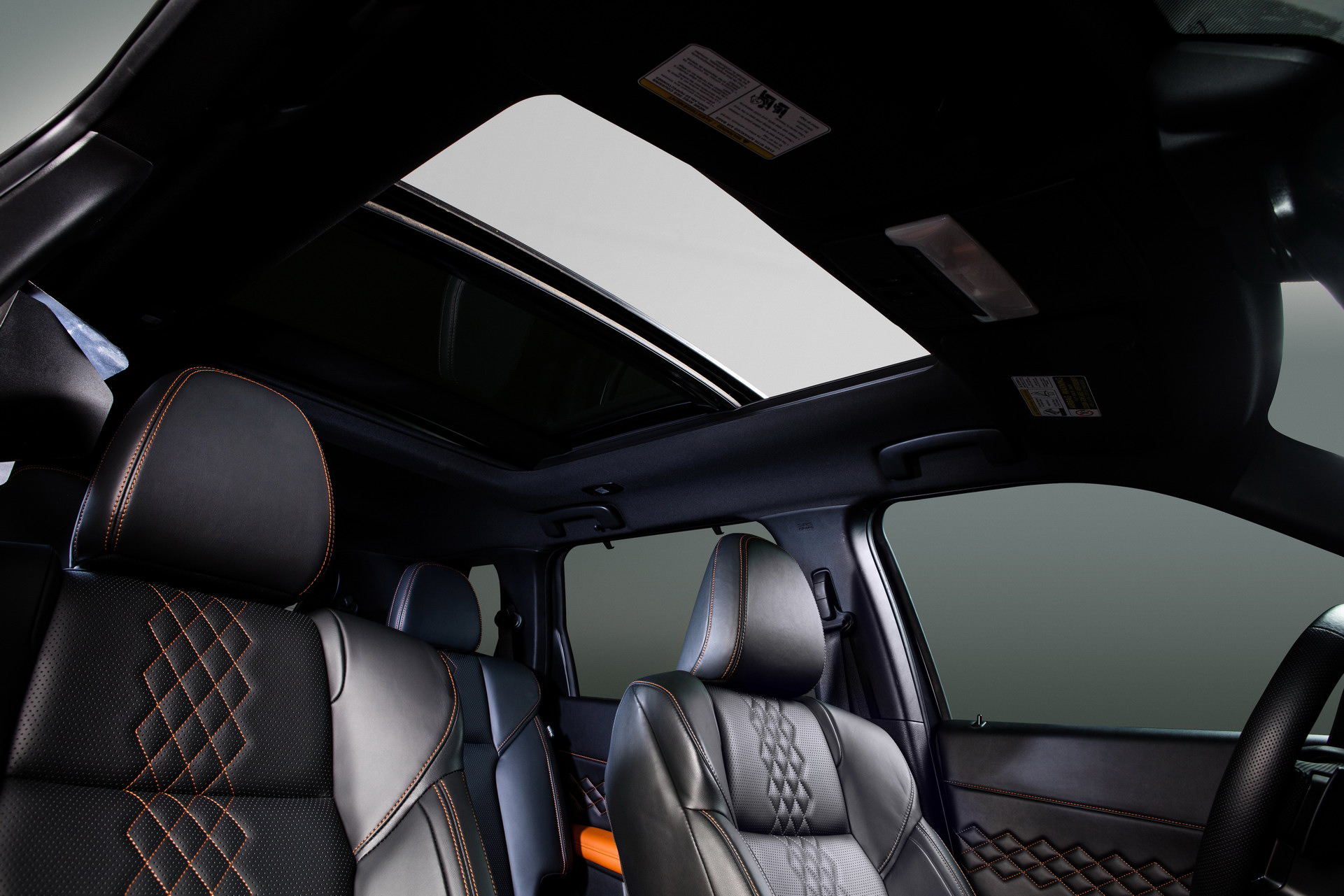 Download 2022 Mitsubishi Outlander - Panoramic Roof HD Wallpaper 1921x1281 #65