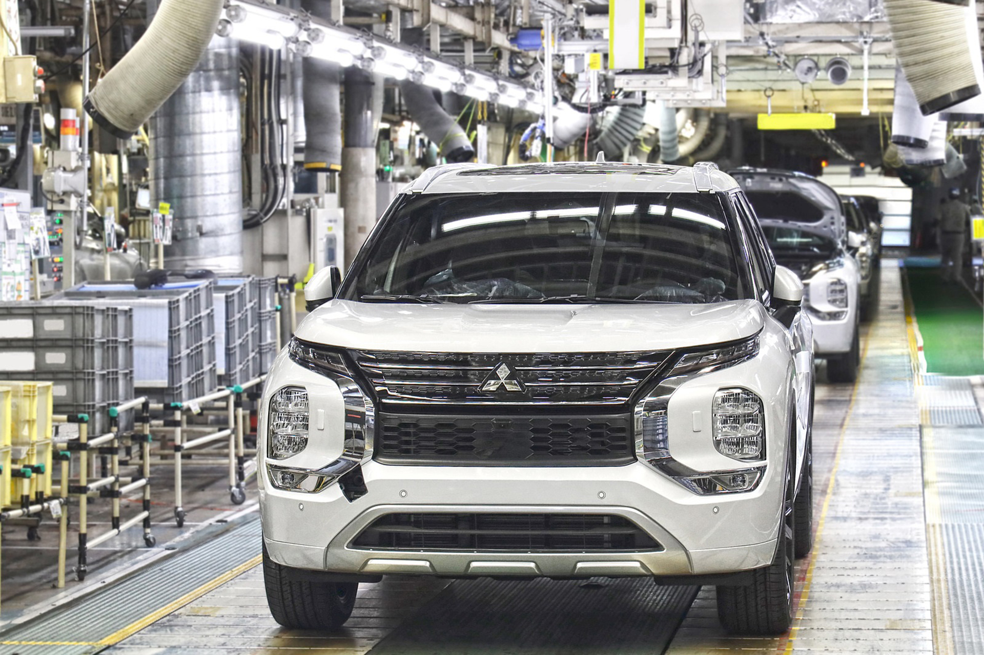 Download 2022 Mitsubishi Outlander - Production HD Wallpaper 1920x1279 #77