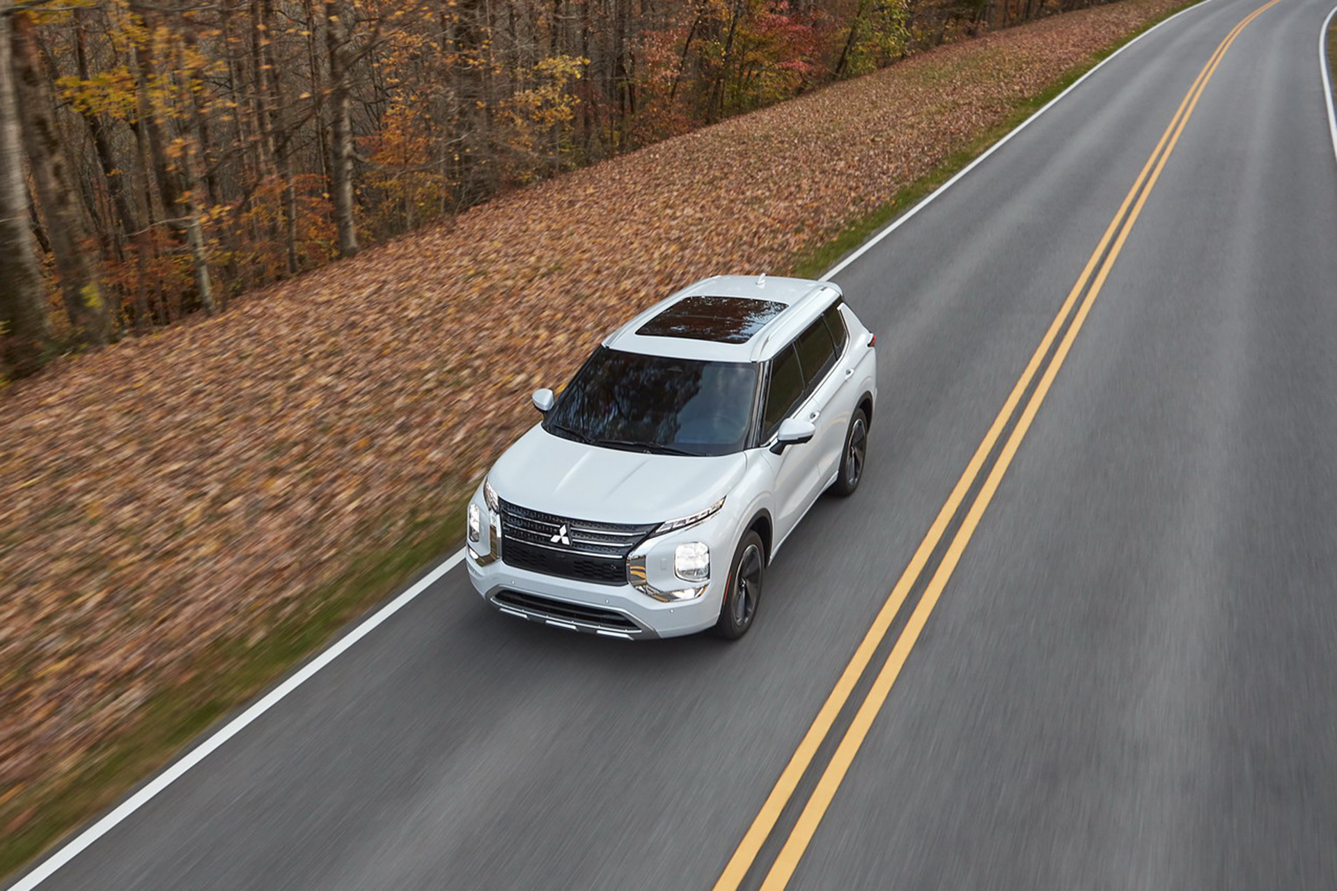 Download 2022 Mitsubishi Outlander - Top HD Wallpaper 1920x1280 #4