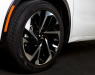 2022 Mitsubishi Outlander - Wheel Wallpaper 190x150