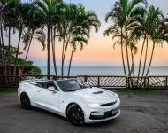 2020 Chevrolet Camaro SS Convertible - Front Three-Quarter Wallpaper 190x150