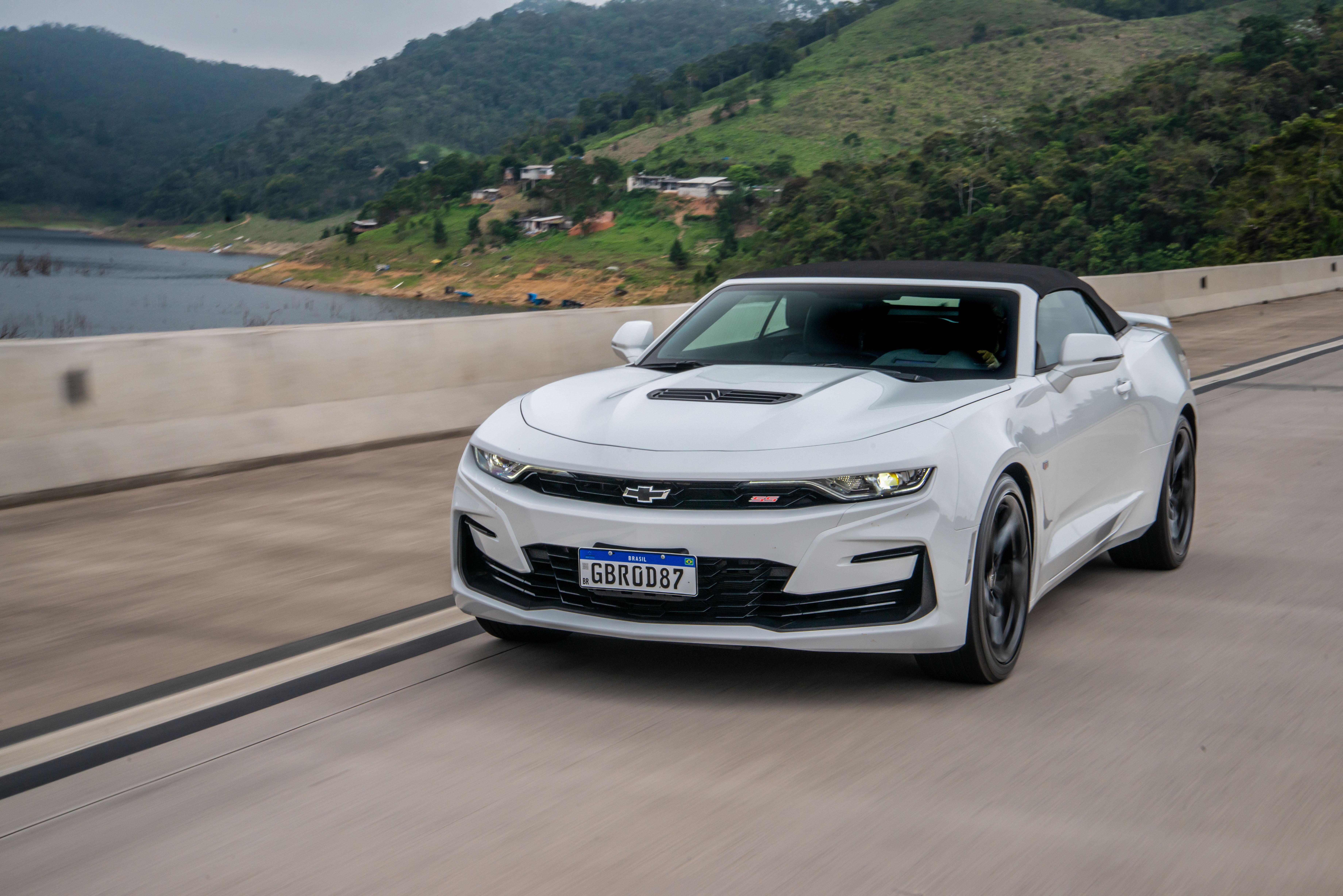 Download 2020 Chevrolet Camaro SS Convertible - Front HD Wallpaper 7360x4912 #1