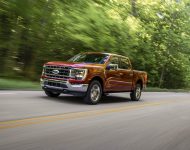 2020 Ford F-150 Lariat SuperCrew - Front Three-Quarter Wallpaper 190x150