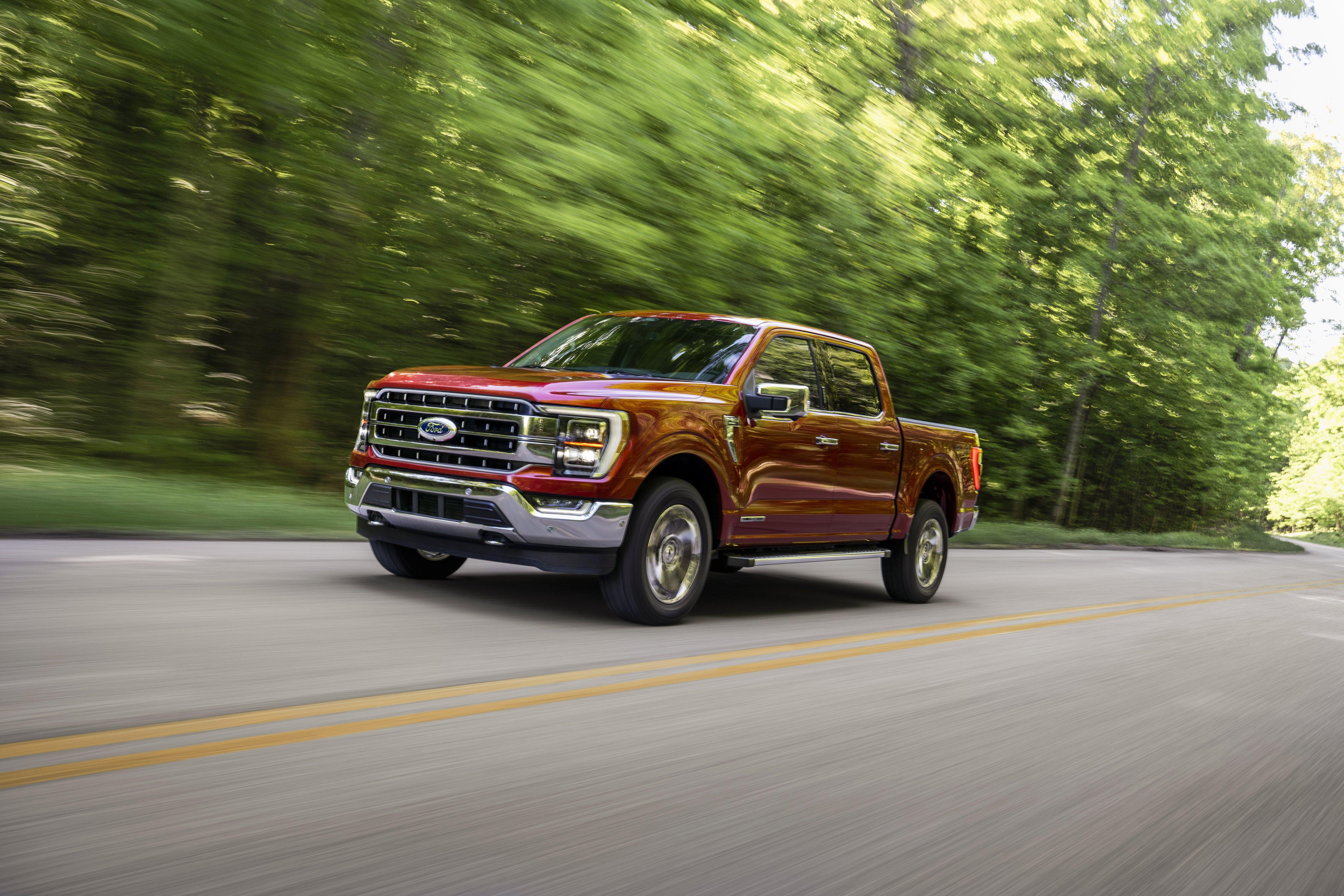 Download 2020 Ford F-150 Lariat SuperCrew - Front Three-Quarter HD Wallpaper 6000x4000 #4