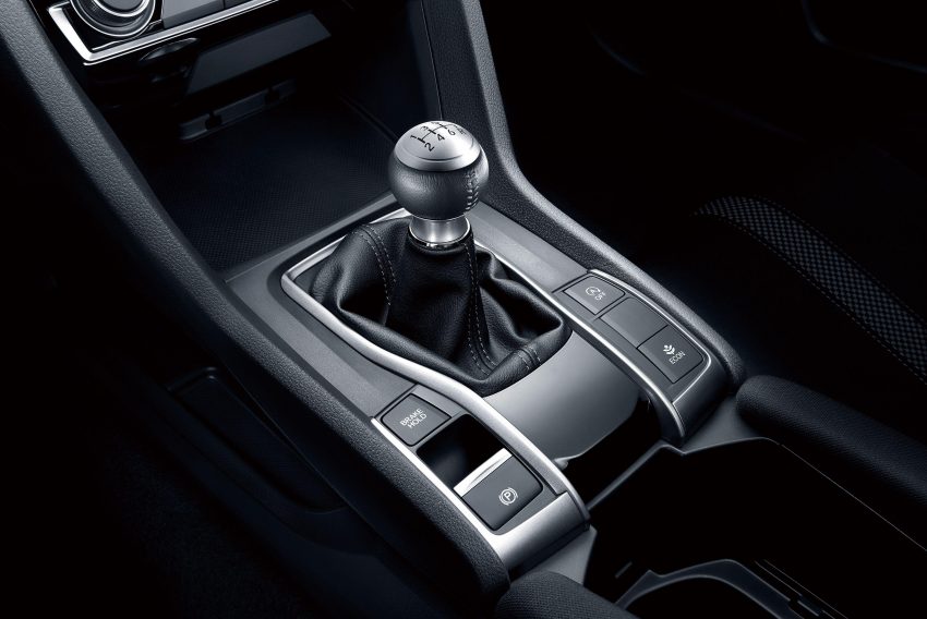 2020 Honda Civic 220 Turbo Hatchback - Paddle Shifters Wallpaper 850x568 #12