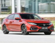 2020 Honda Civic RS Hatchback [AU-spec] - Front Three-Quarter Wallpaper 190x150