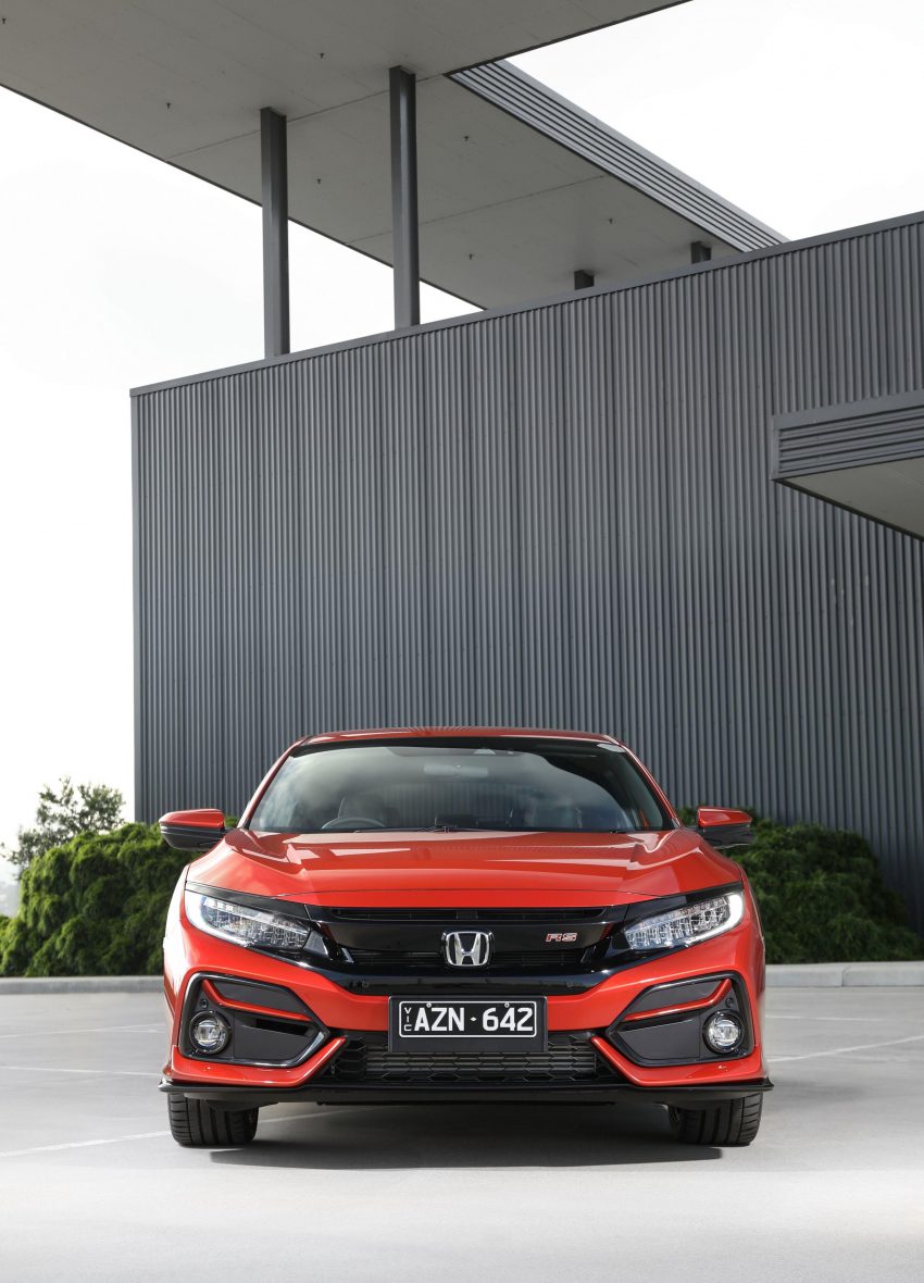 2020 Honda Civic RS Hatchback [AU-spec] - Front Phone Wallpaper 850x1180 #24