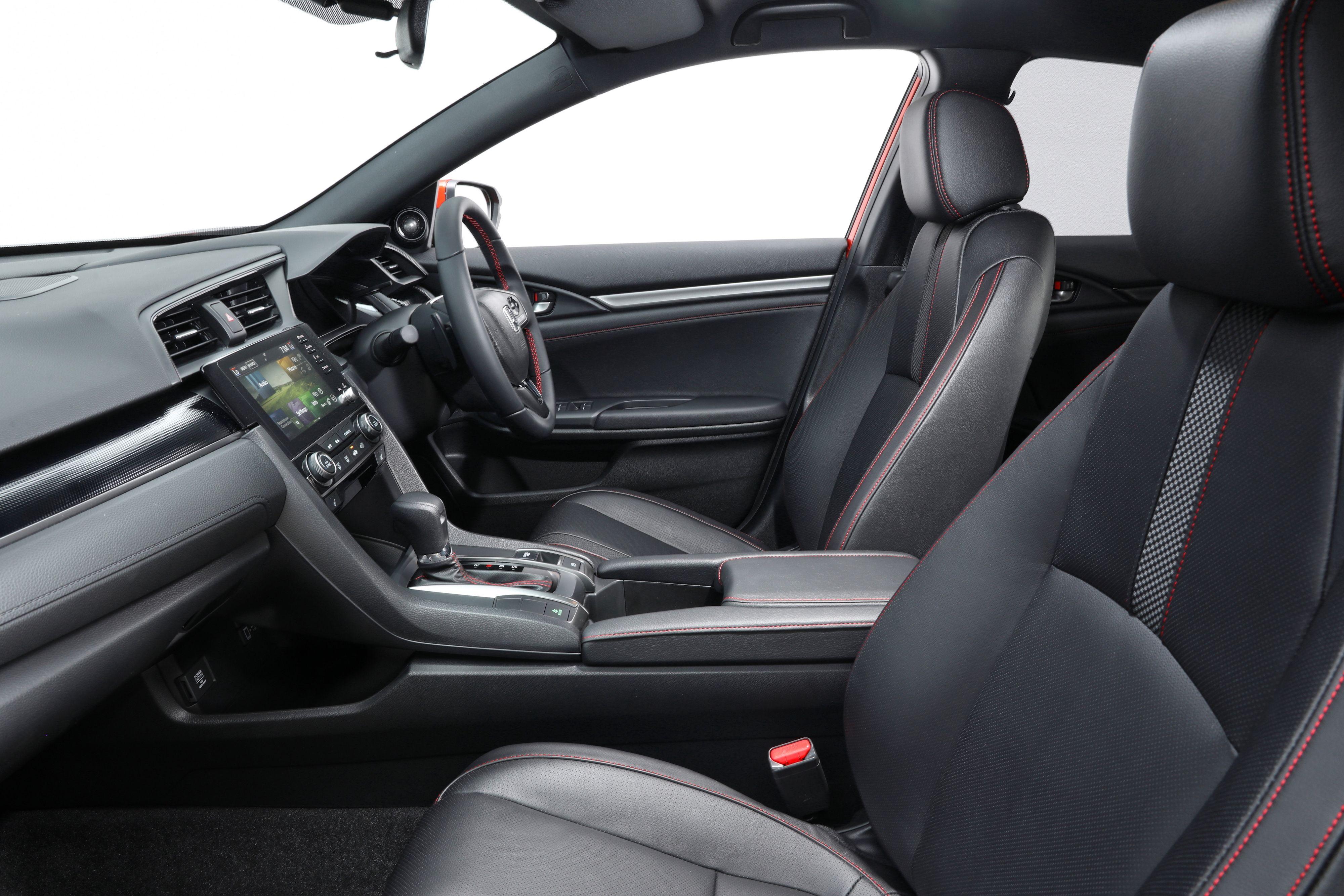 Download 2020 Honda Civic RS Hatchback [AU-spec] - Interior HD Wallpaper 4000x2667 #36