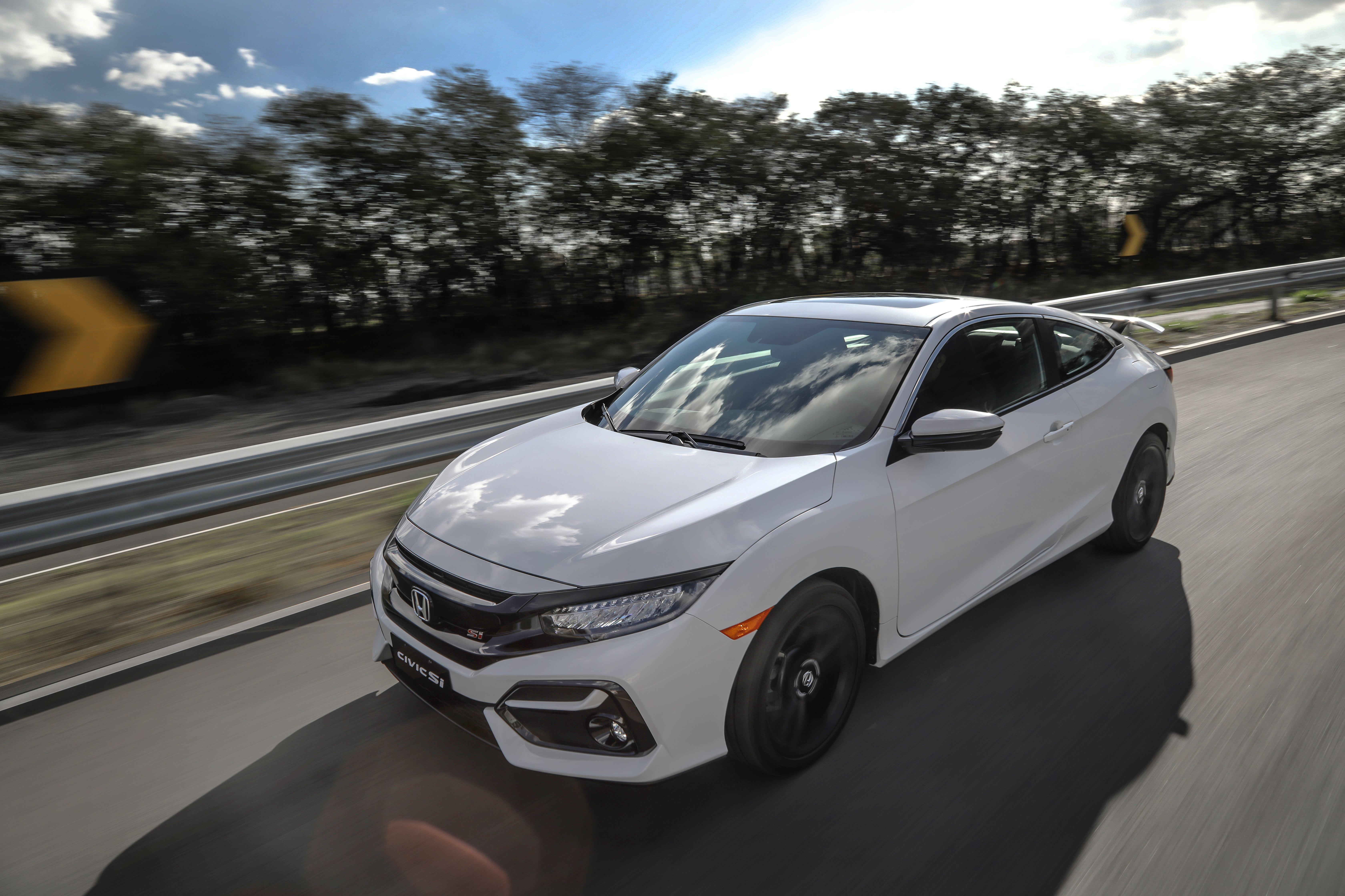 Download 2020 Honda Civic Si Coupe - Front Three-Quarter HD Wallpaper 6720x4480 #24