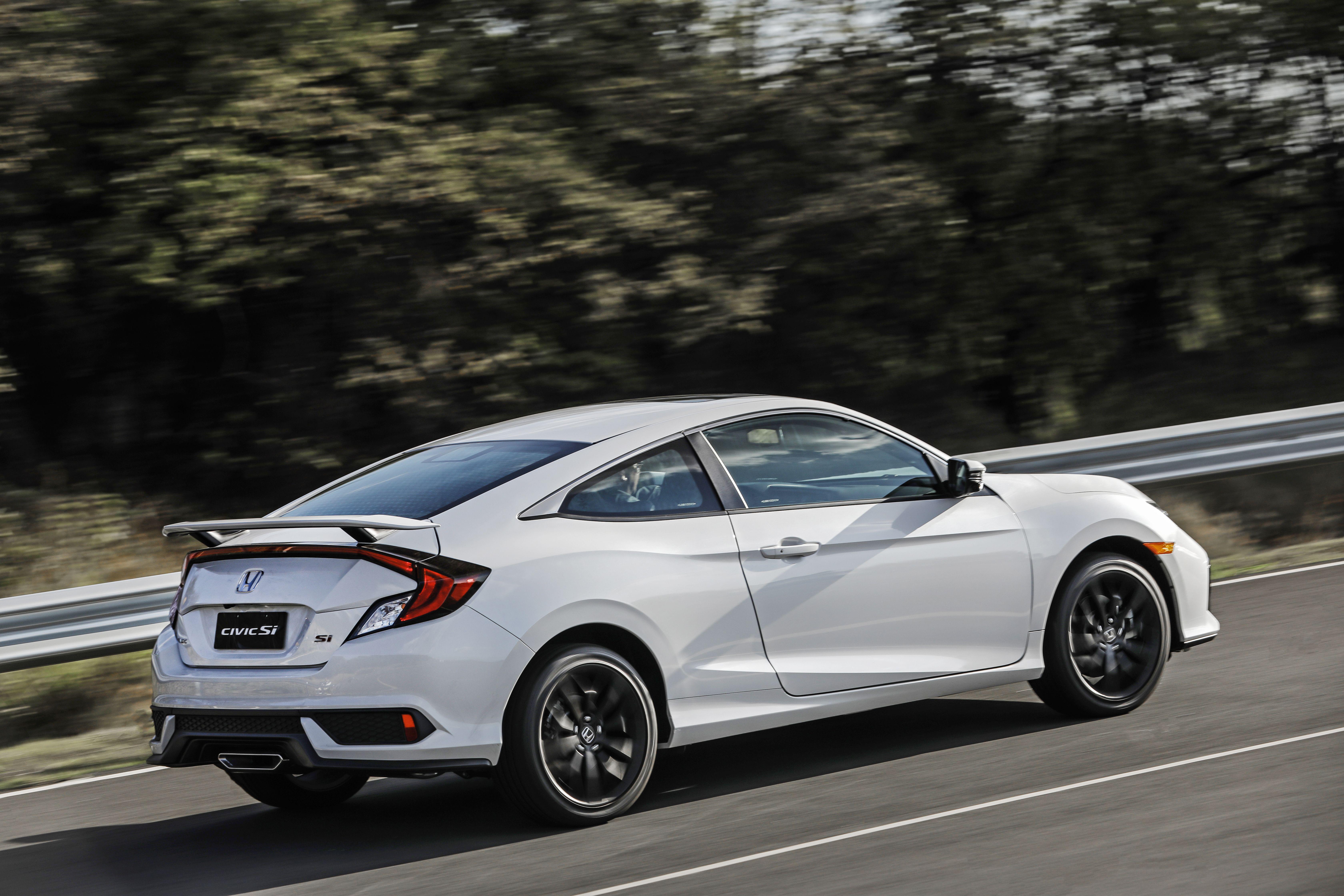 Download 2020 Honda Civic Si Coupe - Rear Three-Quarter HD Wallpaper 6720x4480 #27