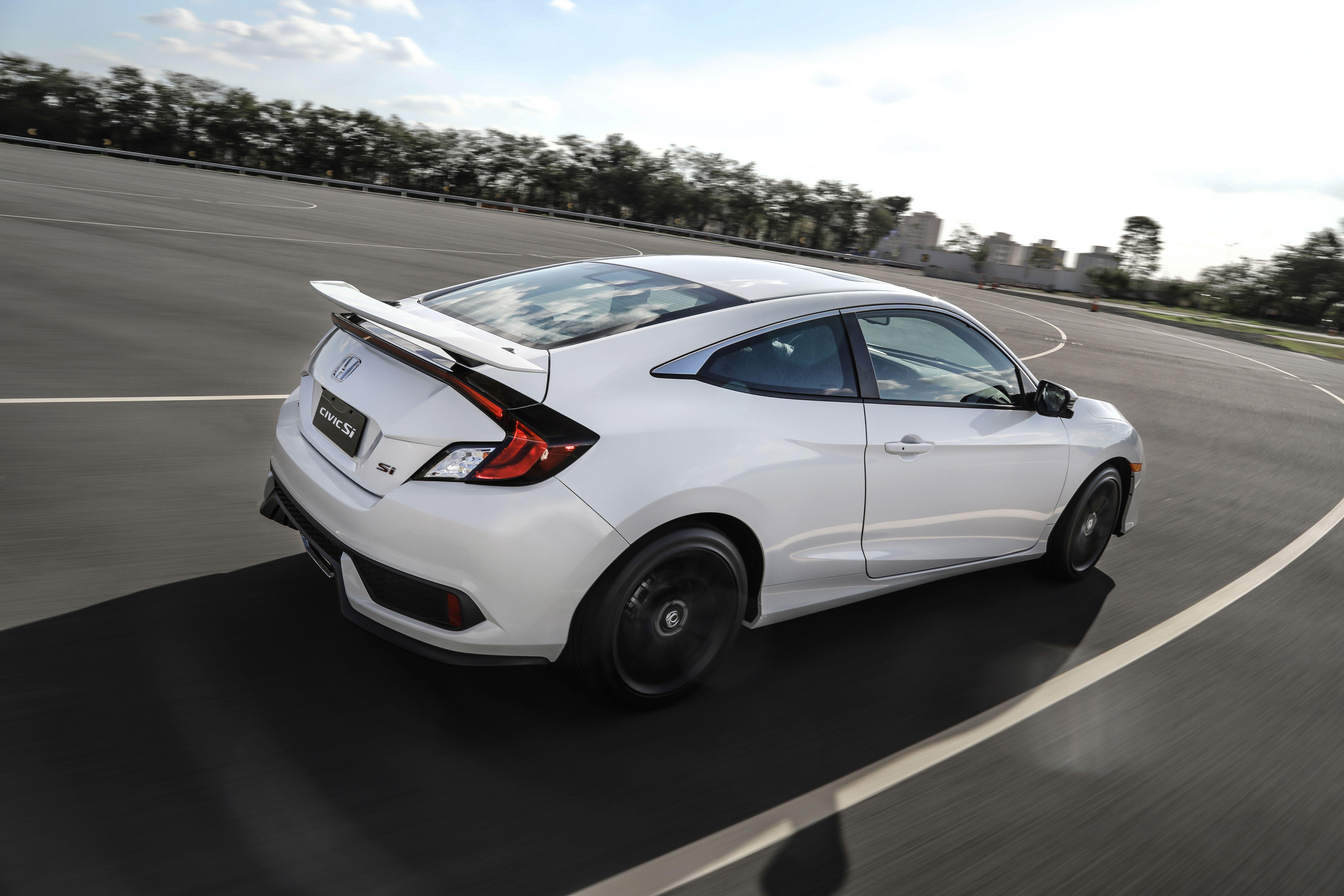 Download 2020 Honda Civic Si Coupe - Rear Three-Quarter HD Wallpaper 6720x4480 #30