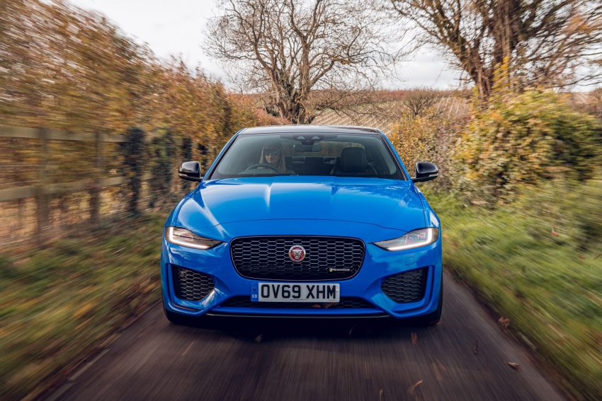 2020 Jaguar XE R-Dynamic Reims Edition - Front Wallpaper 850x567 #5