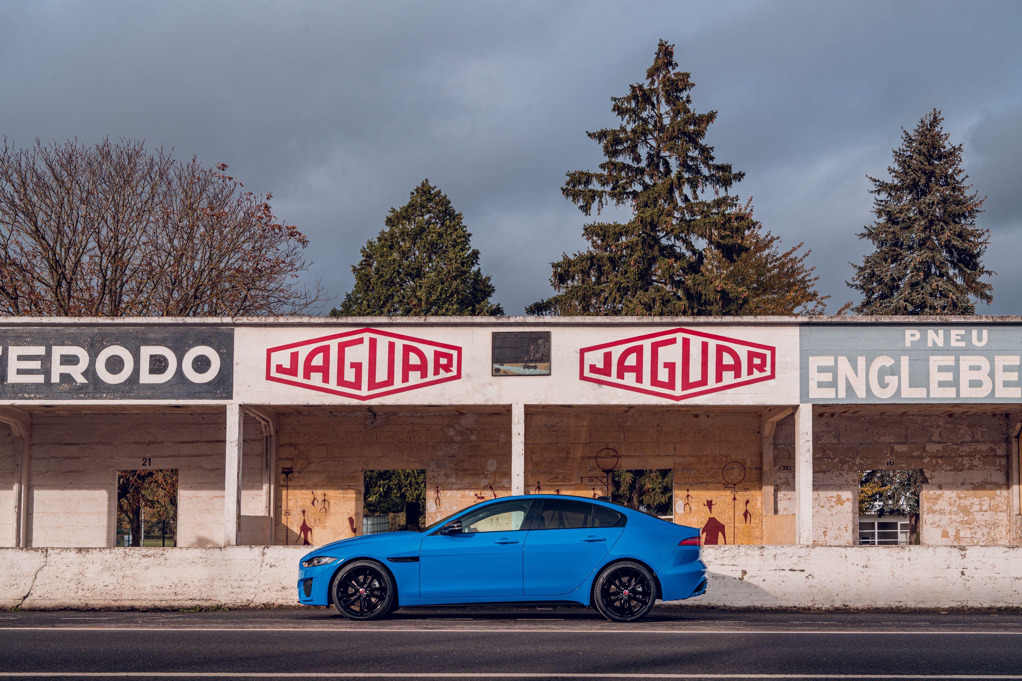 Download 2020 Jaguar XE R-Dynamic Reims Edition - Side HD Wallpaper 3500x2333 #45