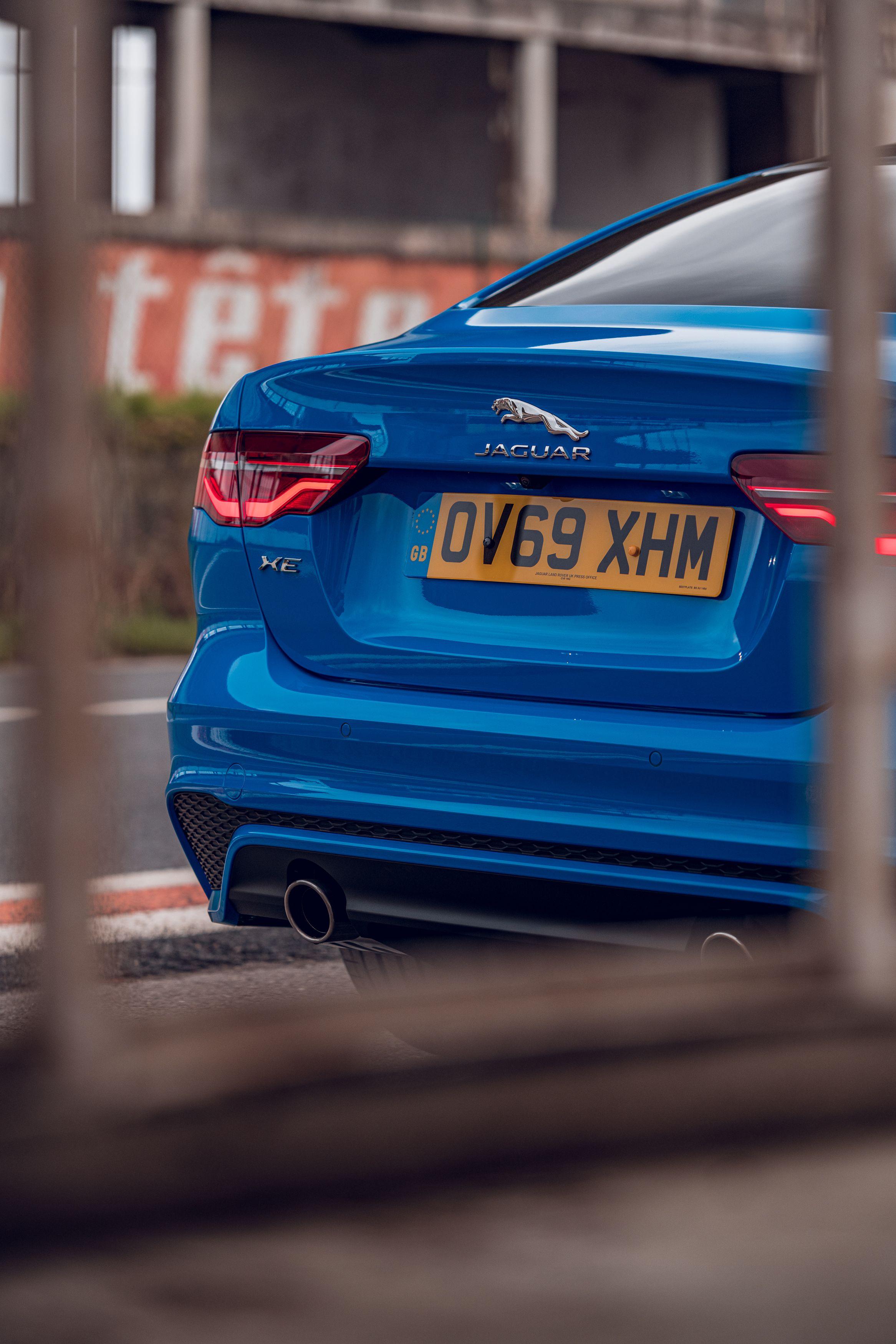 Download 2020 Jaguar XE R-Dynamic Reims Edition - Tail Light HD Phone Wallpaper 2333x3500 #63