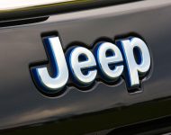 2020 Jeep Compass Limited 4xe [EU-spec] - Badge Wallpaper 190x150