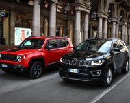 2020 Jeep Compass Limited 4xe [EU-spec] - Front Three-Quarter Wallpaper 190x150