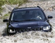 2020 Jeep Compass Limited 4xe [EU-spec] - Off-Road Wallpaper 190x150