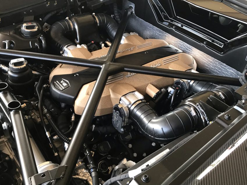 2020 Lamborghini Aventador SVJ Roadster - Engine Wallpaper 850x638 #26