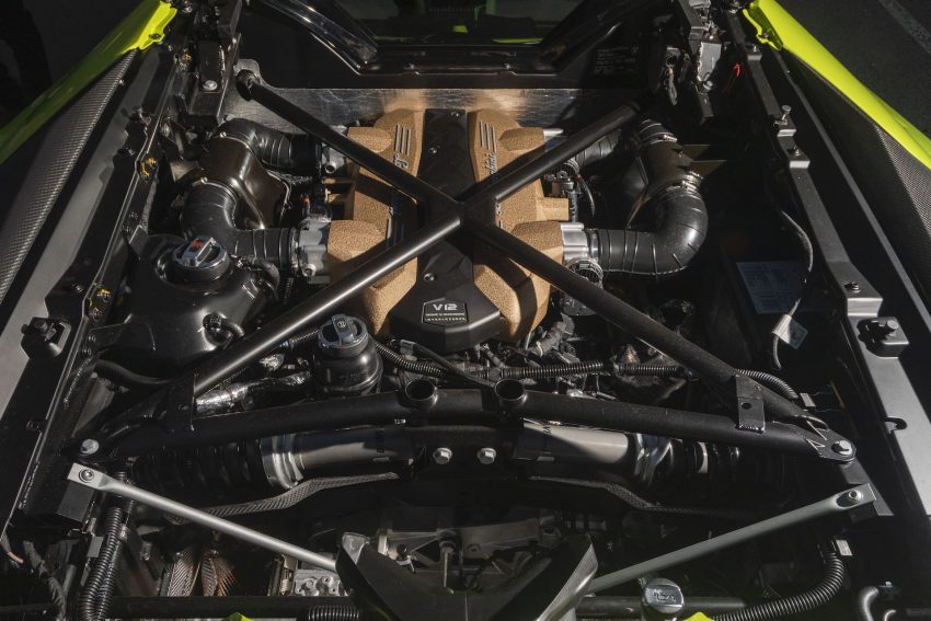 2020 Lamborghini Aventador SVJ Roadster - Engine Wallpaper 850x567 #27