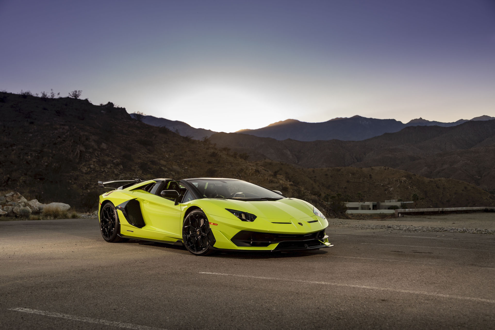 Download 2020 Lamborghini Aventador SVJ Roadster - Front Three-Quarter HD Wallpaper 1920x1280 #2